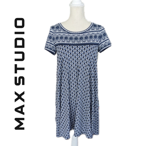 Max Studio Flare Swing Flattering Dress. S - Picture 2 of 9